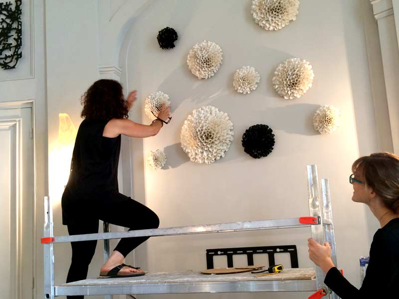 Art Handling & Display are essential parts of the supply of any artworks